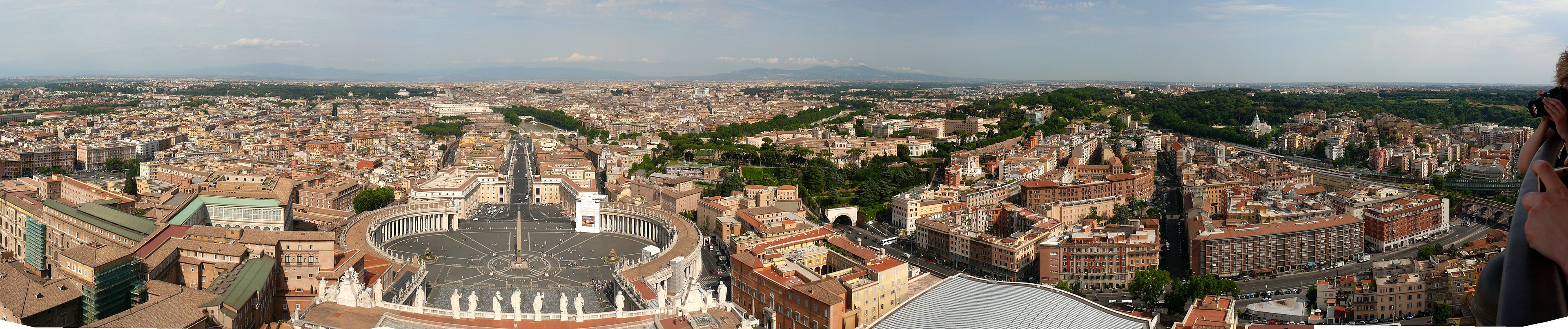 ItWikiCon è il raduno annuale della comunità italofona di Wikipedia e dei progetti Wikimedia ItWikiCon è il raduno annuale della comunità italofona di Wikipedia e dei progetti Wikimedia